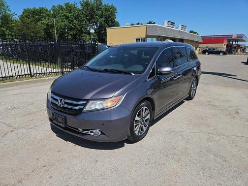Gray 2015 Honda Odyssey Touring