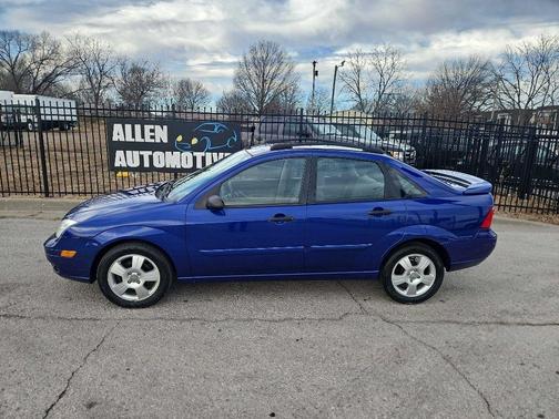 2006 Ford Focus ZX4 S