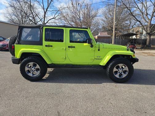 2016 Jeep Wrangler Unlimited Sahara