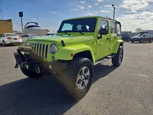 2016 Jeep Wrangler Unlimited Sahara