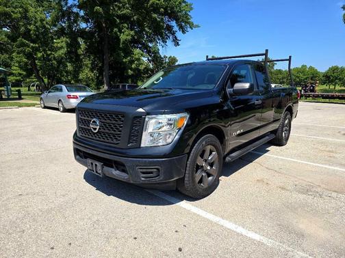 2017 Nissan Titan S