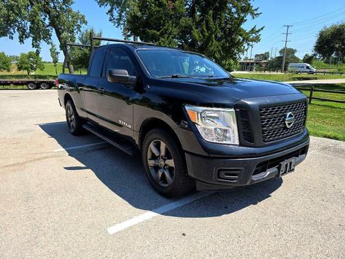 2017 Nissan Titan S