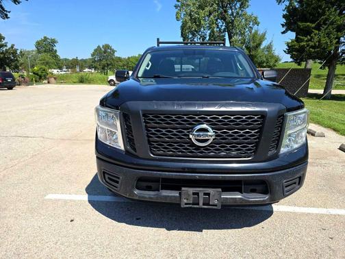 2017 Nissan Titan S