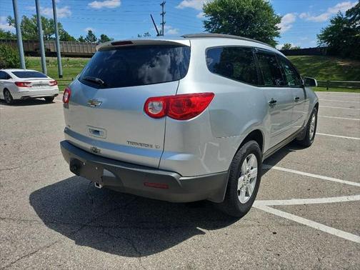 2011 Chevrolet Traverse LT