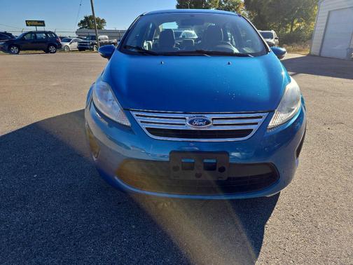 2013 Ford Fiesta SE