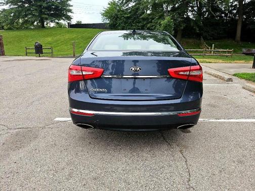 2014 Kia Cadenza SX Limited