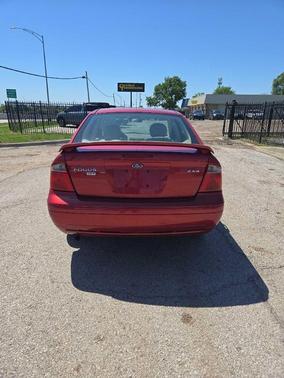 Red 2005 Ford Focus ZX4 S