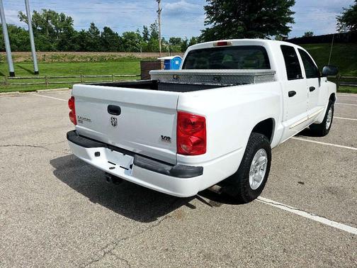 2005 Dodge Dakota SLT Quad Cab