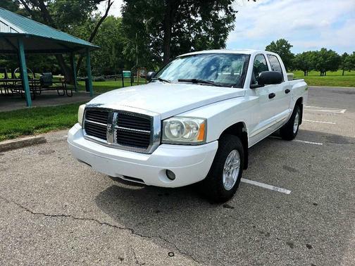 2005 Dodge Dakota SLT Quad Cab