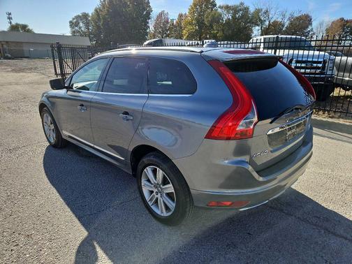 2016 Volvo XC60 T6 Drive-E