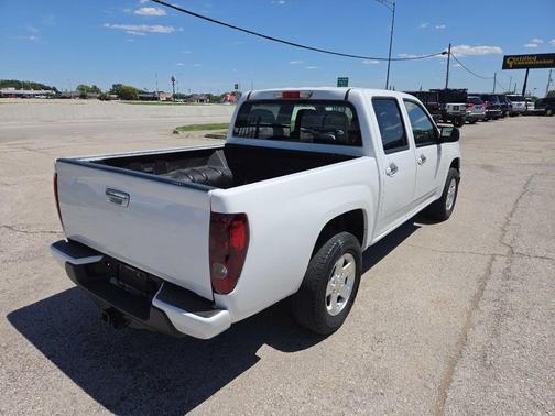 White 2011 Chevrolet Colorado 1LT