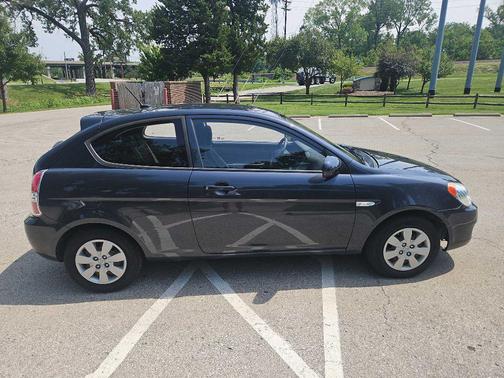 2011 Hyundai Accent GS