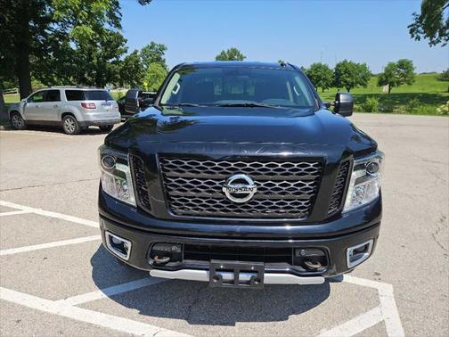 2017 Nissan Titan PRO-4X