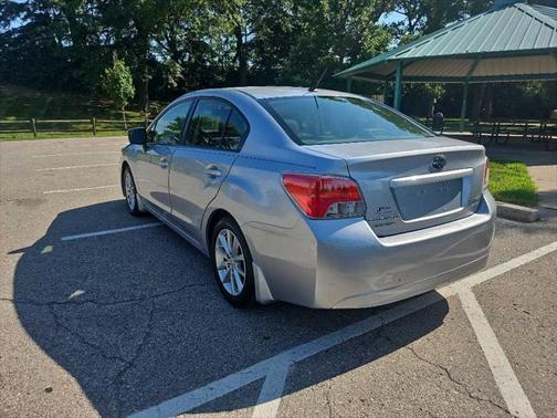 2014 Subaru Impreza 2.0i Premium