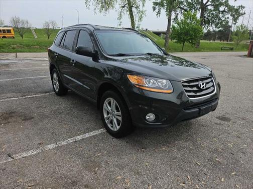 2010 Hyundai SANTA FE SE