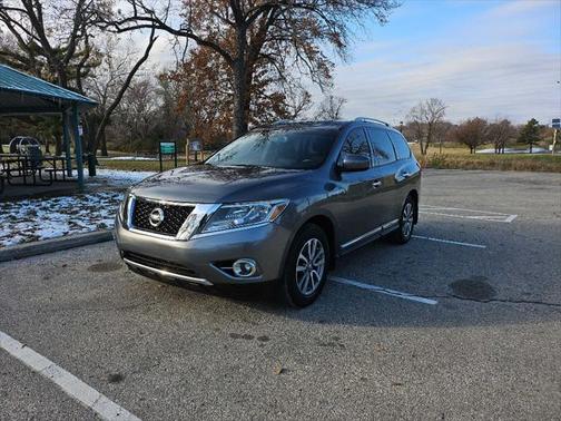 2015 Nissan Pathfinder SL