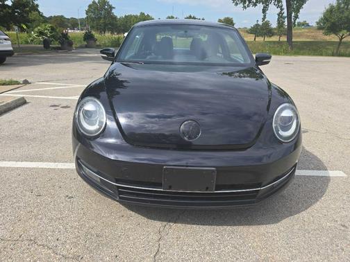 2012 Volkswagen Beetle Base