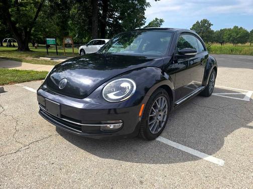 2012 Volkswagen Beetle Base