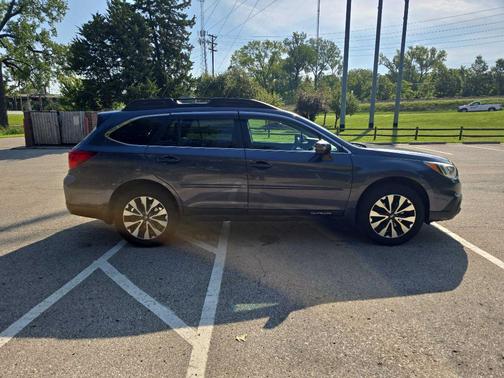 2016 Subaru Outback 3.6R Limited