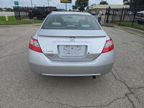 Silver 2009 Honda Civic LX