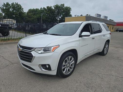 White 2018 Chevrolet Traverse Premier