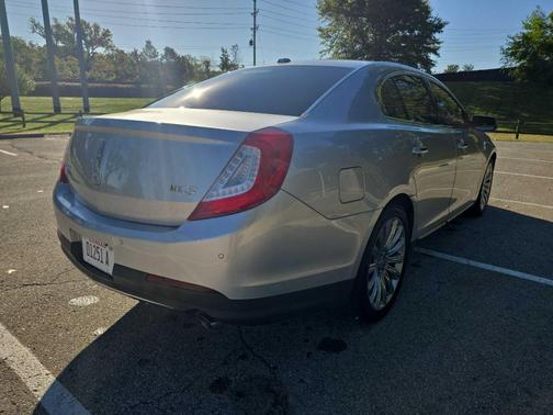 2013 Lincoln MKS Base
