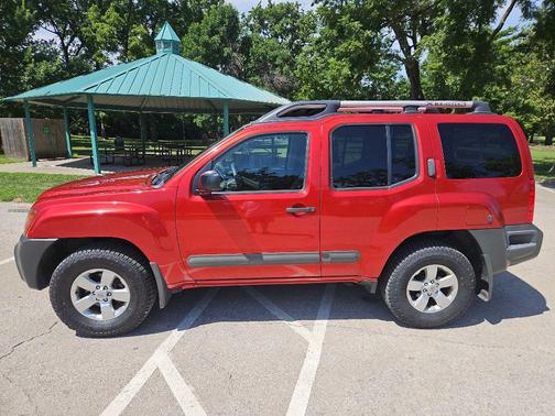 2012 Nissan Xterra S