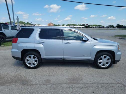 Silver 2017 GMC Terrain SLE-1