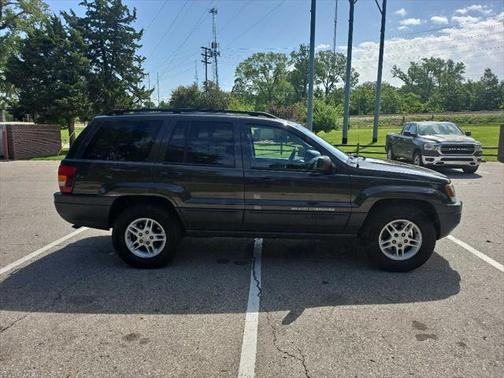 2004 Jeep Grand Cherokee Laredo