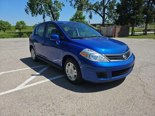 2011 Nissan Versa 1.8 S