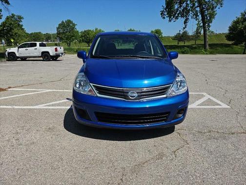 2011 Nissan Versa 1.8 S