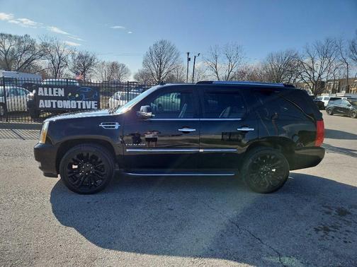 2013 Cadillac Escalade Luxury