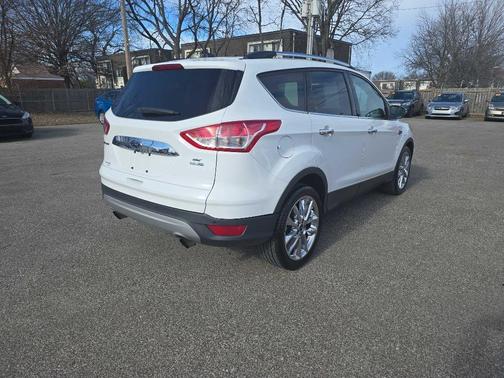 White 2014 Ford Escape SE