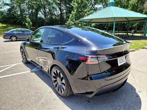 Black 2021 Tesla Model Y Performance