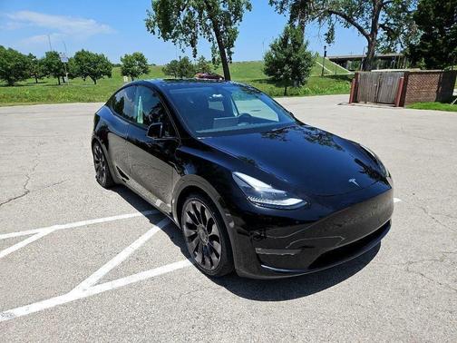 Black 2021 Tesla Model Y Performance
