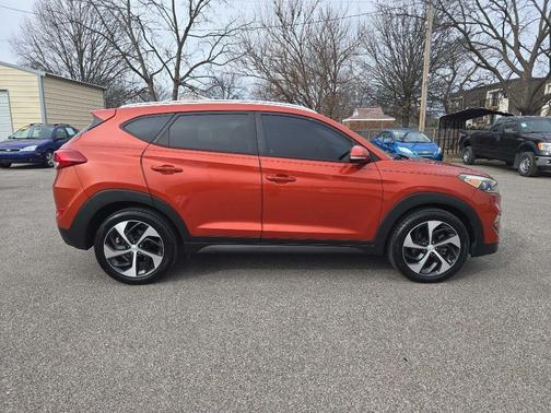 2016 Hyundai TUCSON Sport