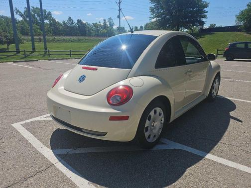 2007 Volkswagen New Beetle 2.5