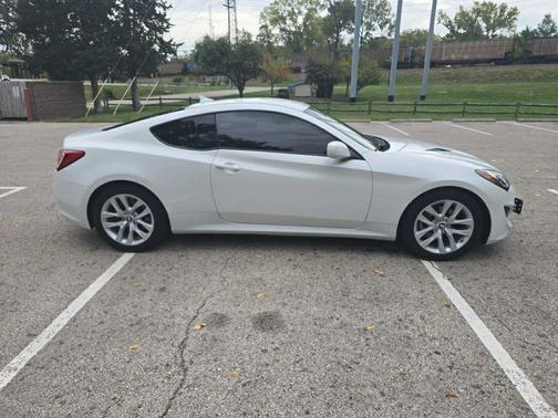 2013 Hyundai Genesis Coupe 2.0T