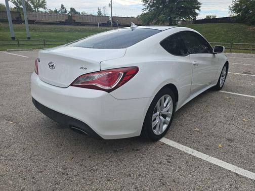 2013 Hyundai Genesis Coupe 2.0T