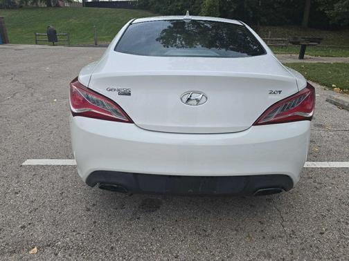 2013 Hyundai Genesis Coupe 2.0T