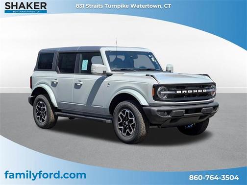 2024 Ford Bronco Outer Banks