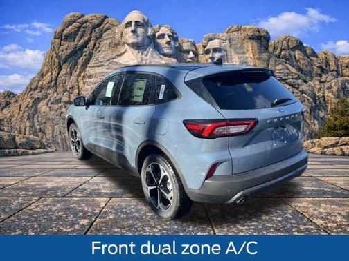 2026 Ford Escape ST-Line Select