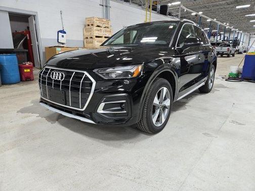 2024 Audi Q5 40 Premium
