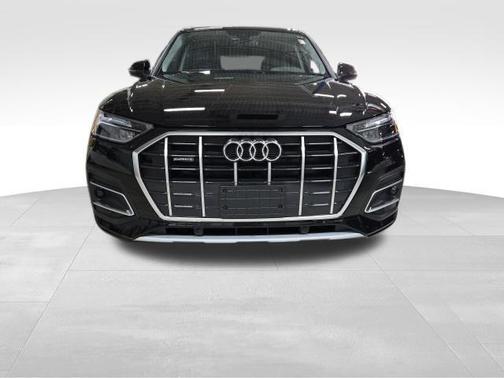 2024 Audi Q5 40 Premium