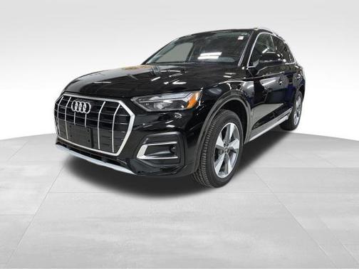 2024 Audi Q5 40 Premium