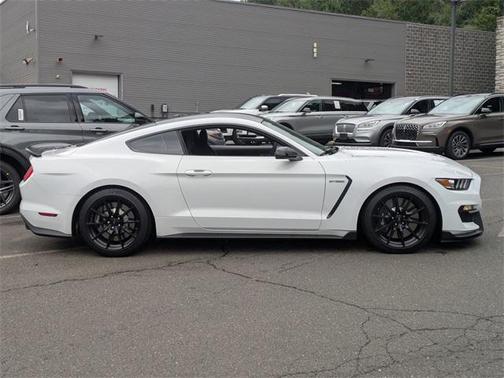 2018 Ford Shelby GT350 Base