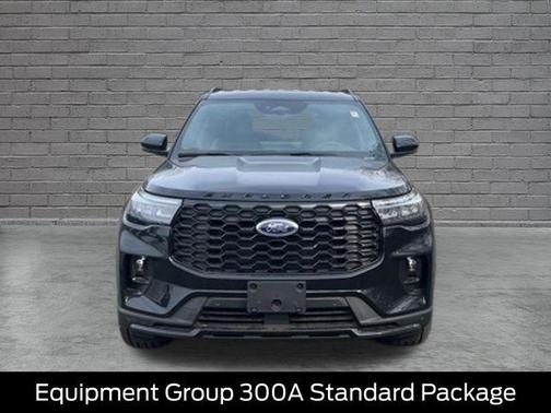 AGATE BLACK METALLIC 2026 Ford Explorer ST-Line
