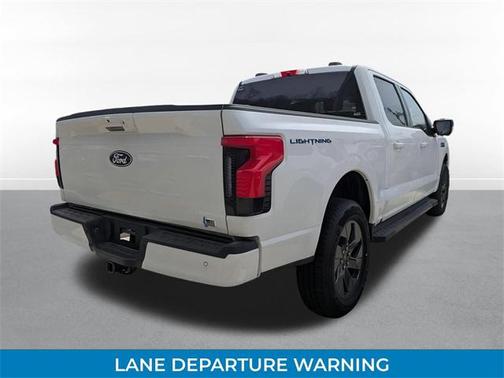 2025 Ford F-150 Lightning Flash