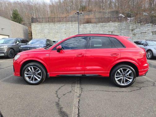 2024 Audi Q3 45 S line Premium Plus