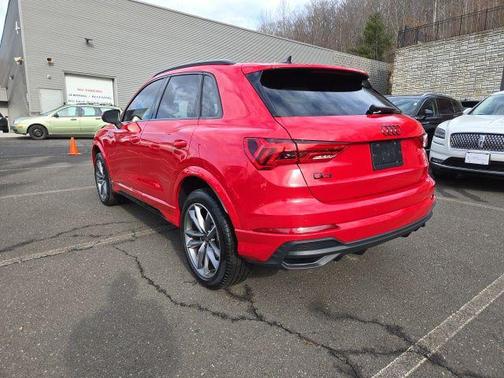 2024 Audi Q3 45 S line Premium Plus